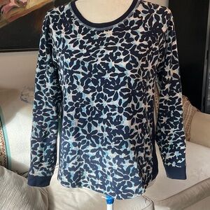 NIC+ZOE Blue and White Floral Graphic Sweater